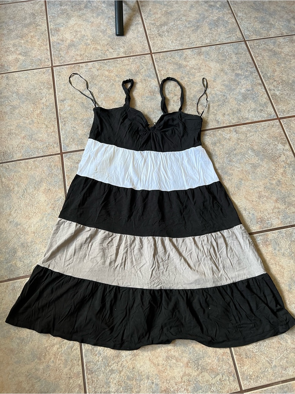 2000 Y2K INC International Concepts Black & White Layered Dress